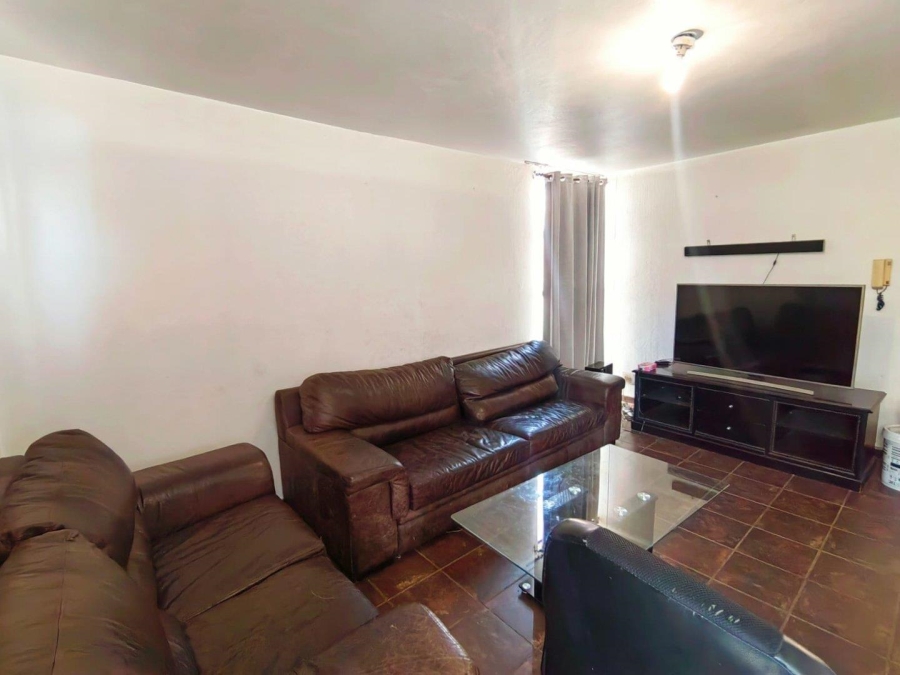 1 Bedroom Property for Sale in Sunnyside Gauteng