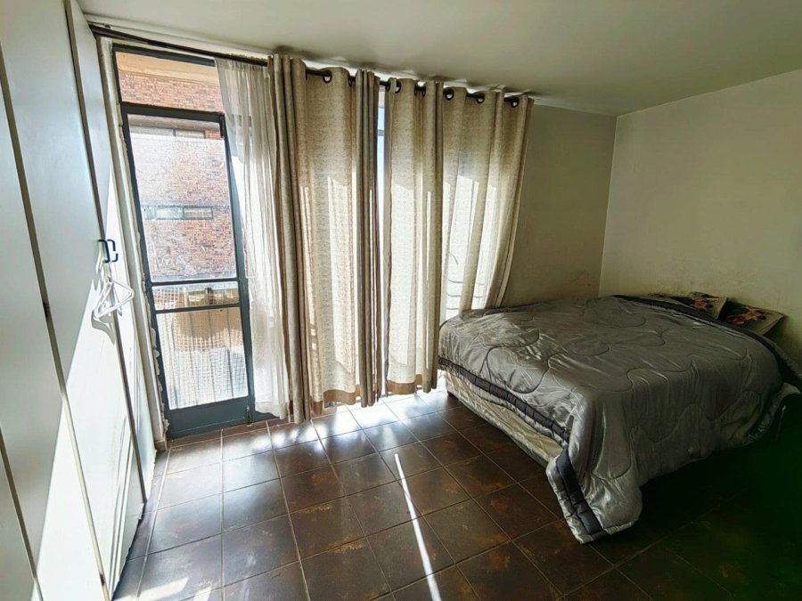 1 Bedroom Property for Sale in Sunnyside Gauteng