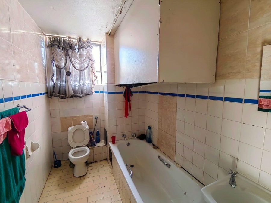 1 Bedroom Property for Sale in Sunnyside Gauteng