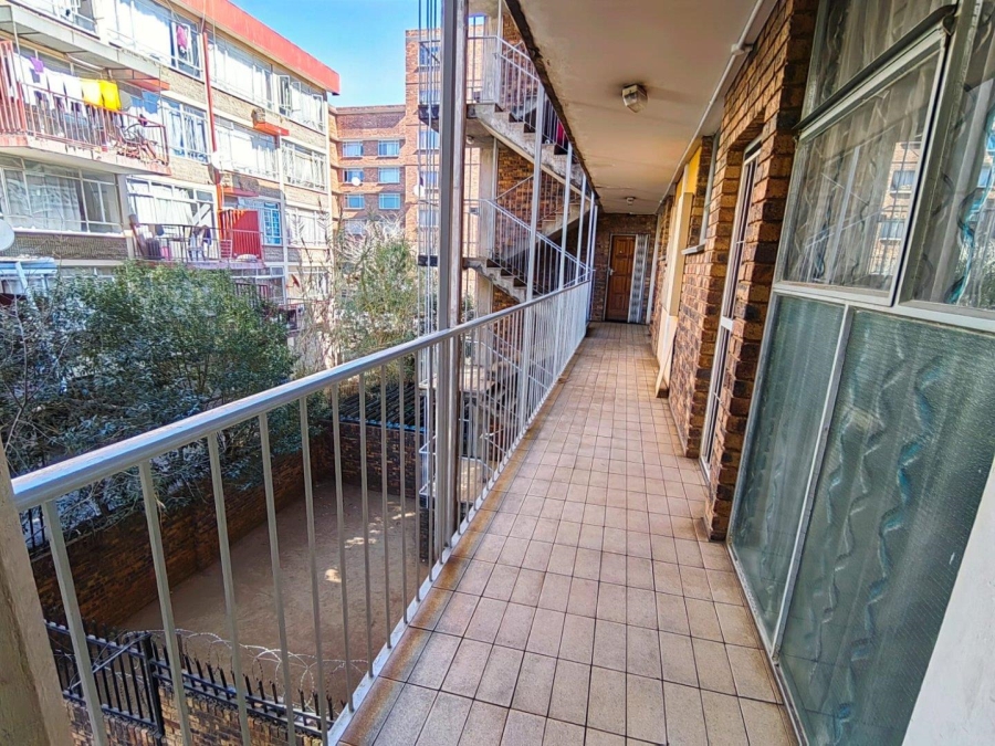 1 Bedroom Property for Sale in Sunnyside Gauteng