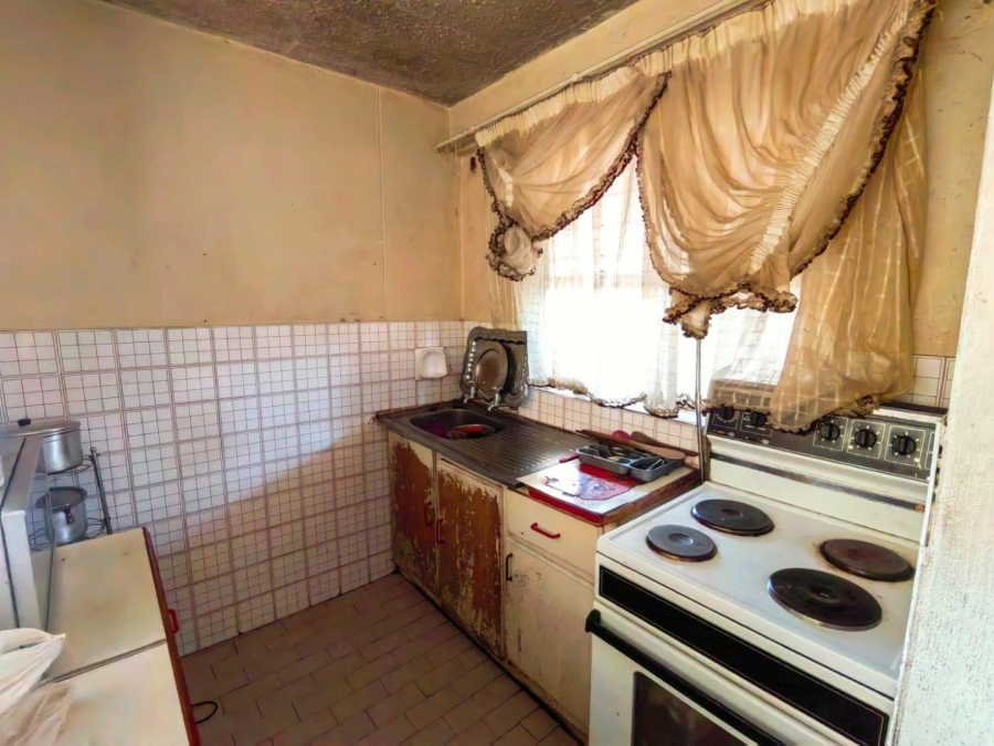 1 Bedroom Property for Sale in Sunnyside Gauteng