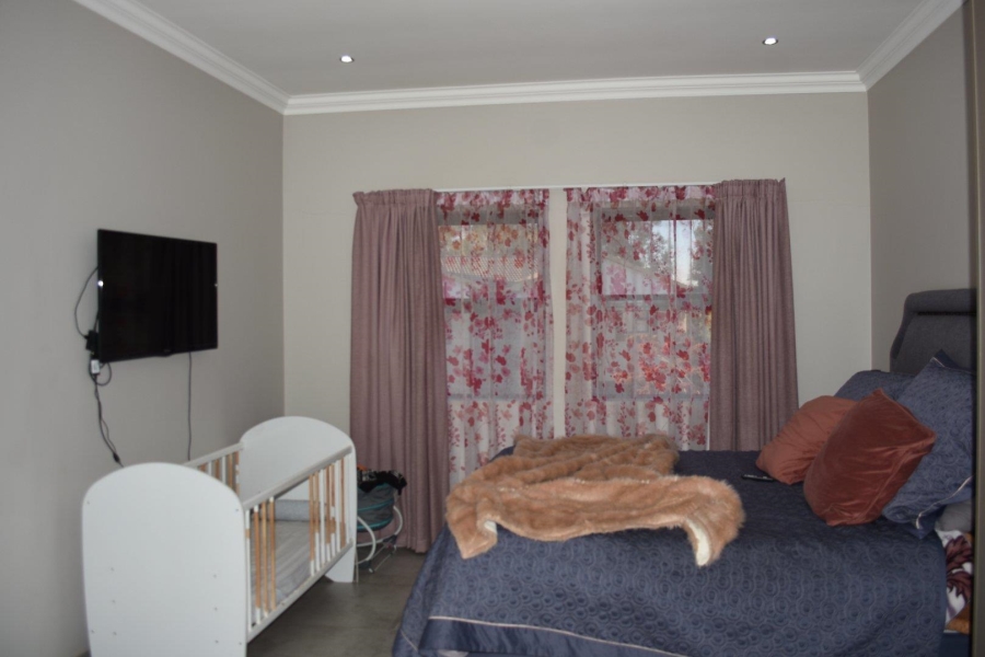 4 Bedroom Property for Sale in Equestria Gauteng