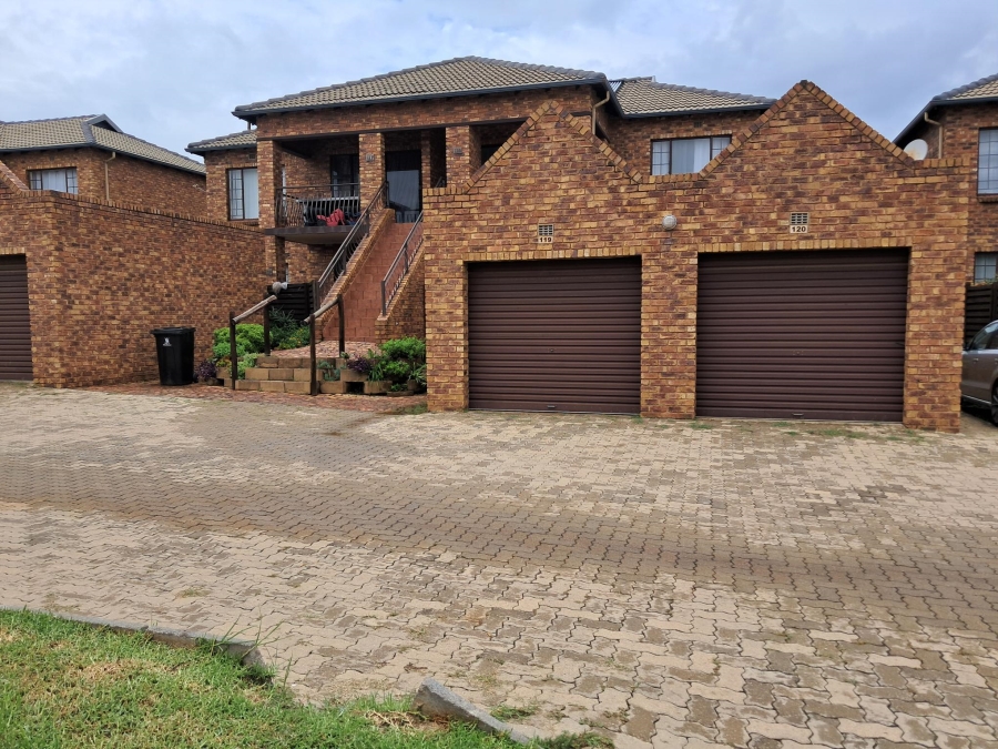 2 Bedroom Property for Sale in Sonneveld Gauteng