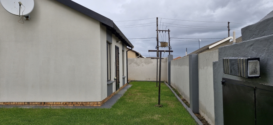 2 Bedroom Property for Sale in Gem Valley Gauteng