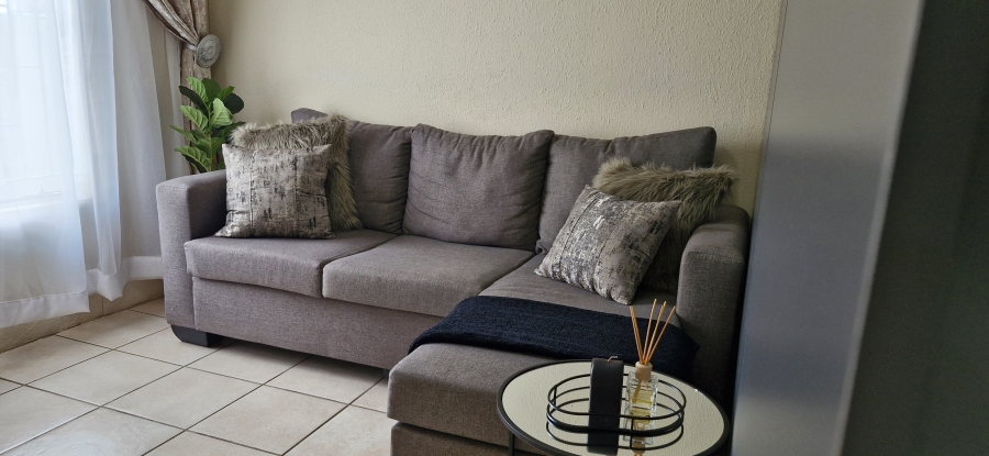 2 Bedroom Property for Sale in Gem Valley Gauteng