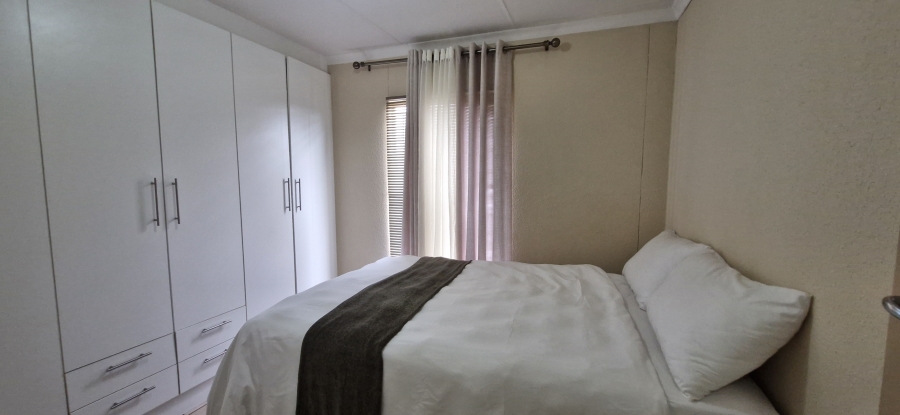 2 Bedroom Property for Sale in Gem Valley Gauteng