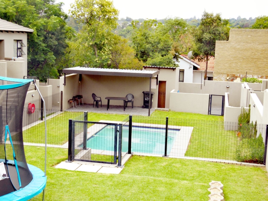 2 Bedroom Property for Sale in Ferndale Gauteng