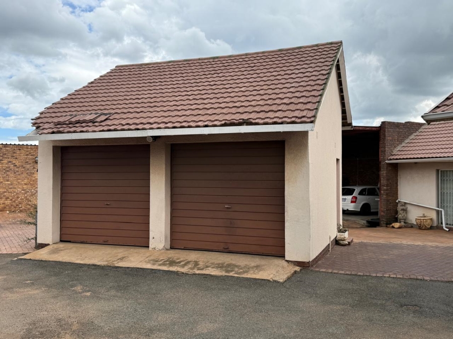 3 Bedroom Property for Sale in Parkrand Gauteng