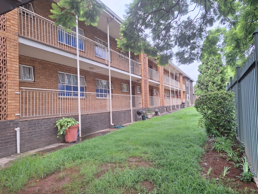 1 Bedroom Property for Sale in Villieria Gauteng