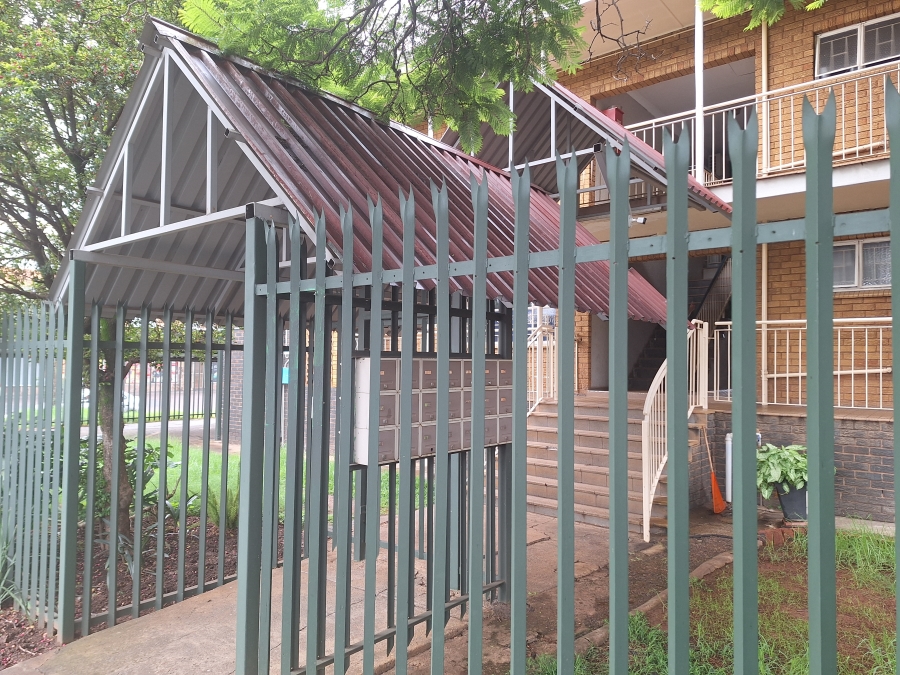 1 Bedroom Property for Sale in Villieria Gauteng