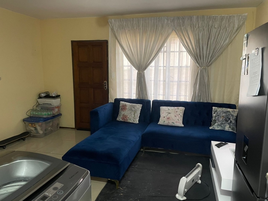 2 Bedroom Property for Sale in Roodepoort West Gauteng