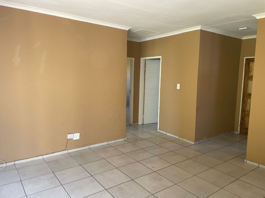 To Let 2 Bedroom Property for Rent in Groblerpark Gauteng