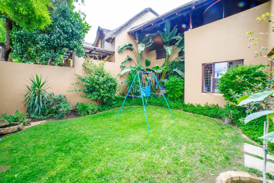 2 Bedroom Property for Sale in Douglasdale Gauteng