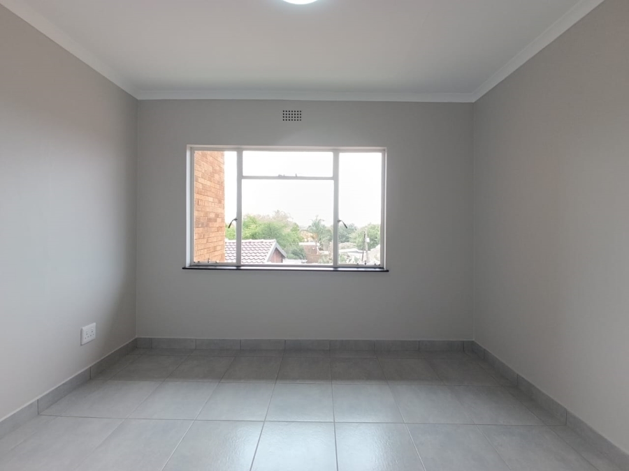 3 Bedroom Property for Sale in South Crest Gauteng