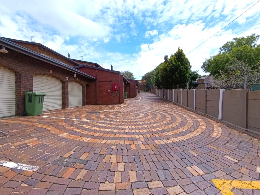 3 Bedroom Property for Sale in South Crest Gauteng