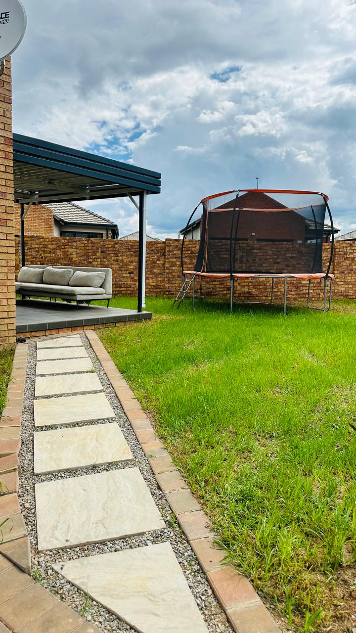 3 Bedroom Property for Sale in Fourways Gauteng