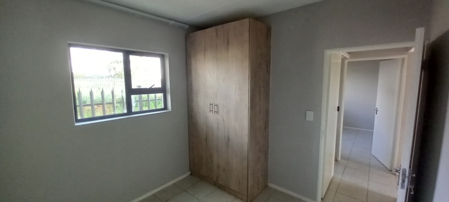 To Let 2 Bedroom Property for Rent in Kenleaf Gauteng