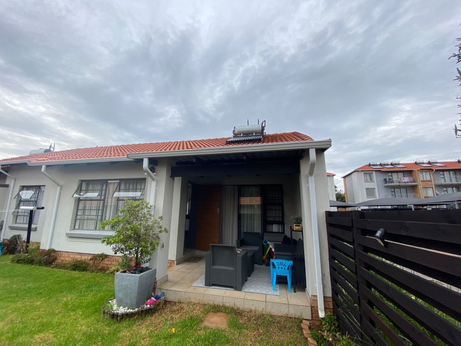 3 Bedroom Property for Sale in Monavoni Gauteng