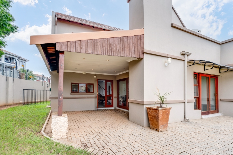 3 Bedroom Property for Sale in Barbeque Downs Gauteng