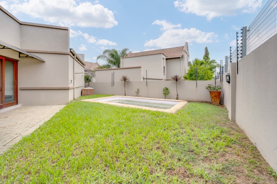 3 Bedroom Property for Sale in Barbeque Downs Gauteng