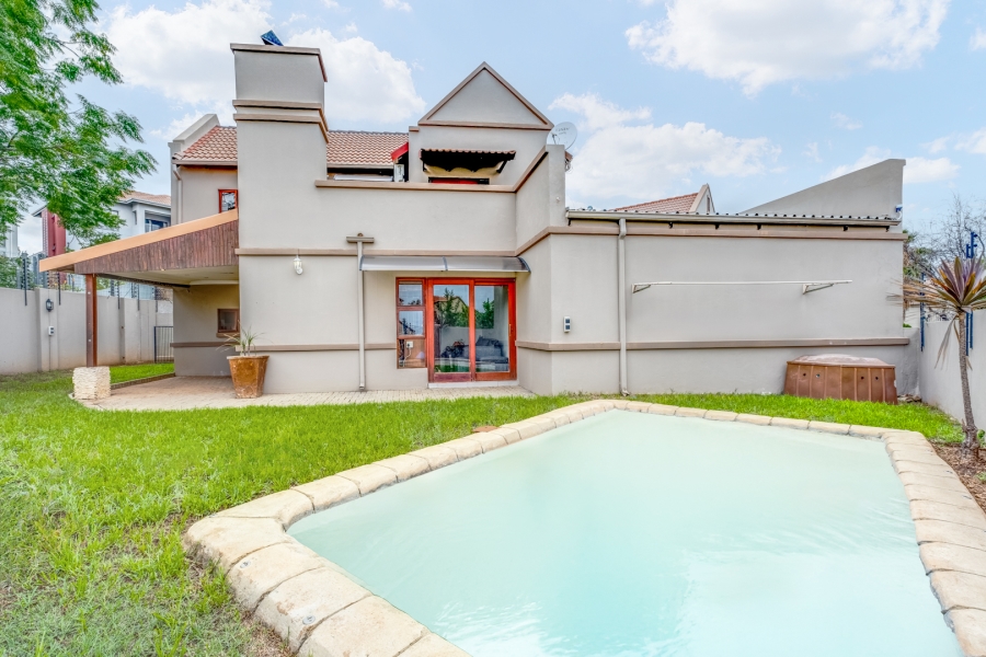 3 Bedroom Property for Sale in Barbeque Downs Gauteng