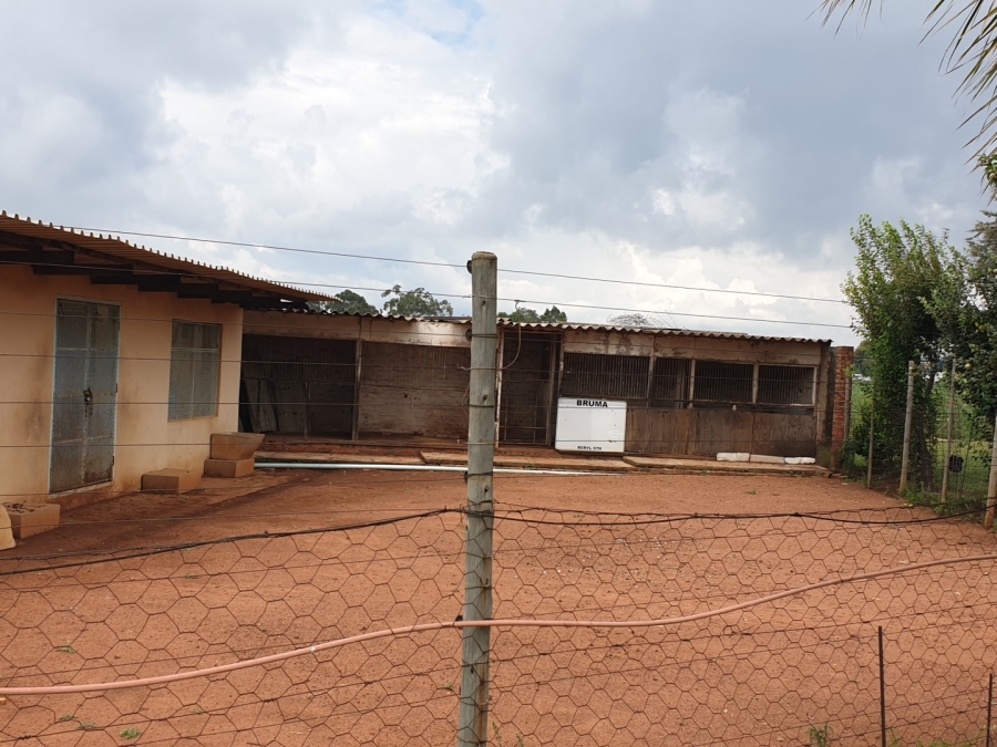 6 Bedroom Property for Sale in Valley Settlements A H Gauteng