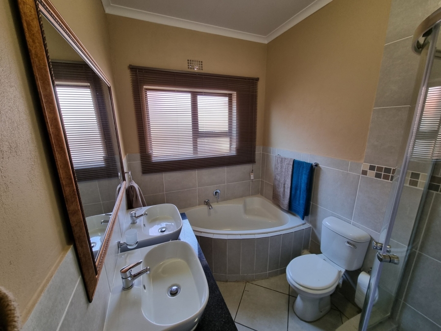 3 Bedroom Property for Sale in Riversdale Gauteng