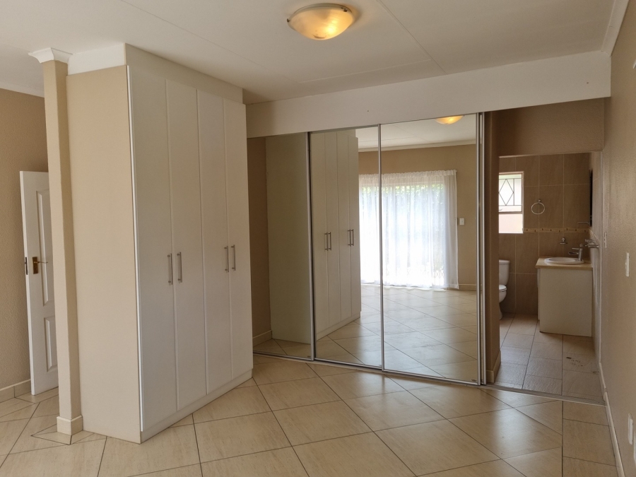 2 Bedroom Property for Sale in Vanderbijlpark SW 1 Gauteng