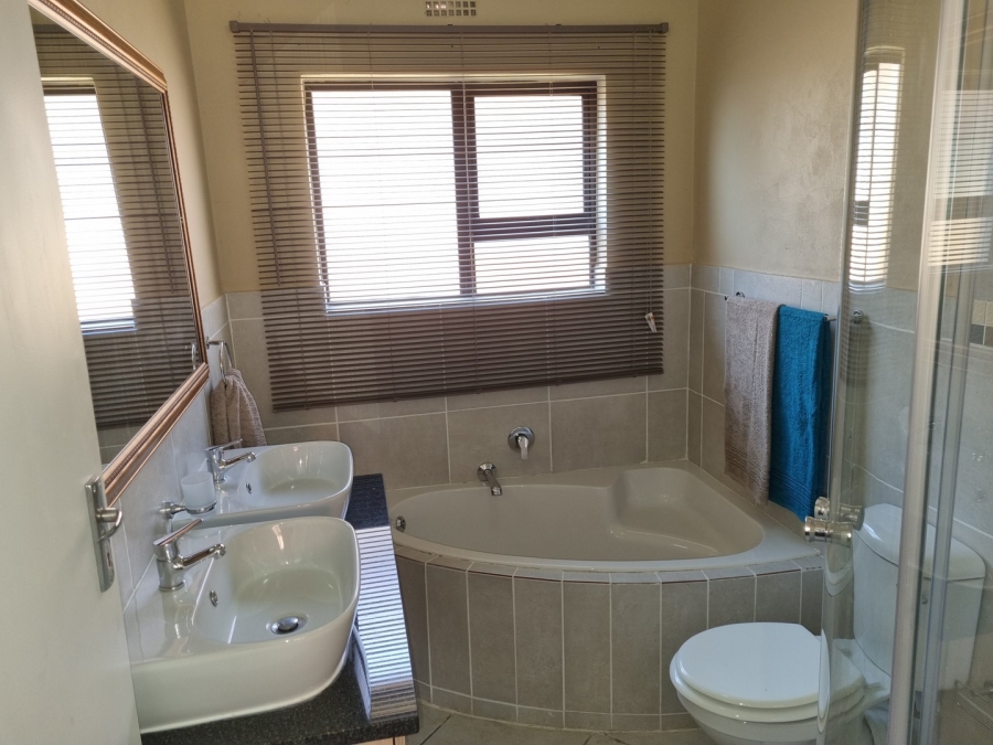 3 Bedroom Property for Sale in Riversdale Gauteng