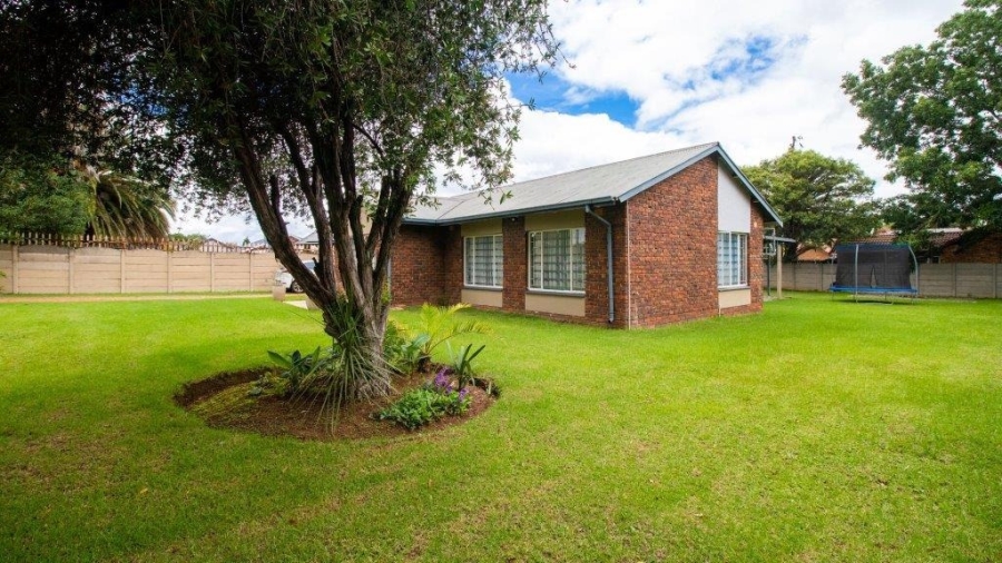 3 Bedroom Property for Sale in Impala Park Gauteng