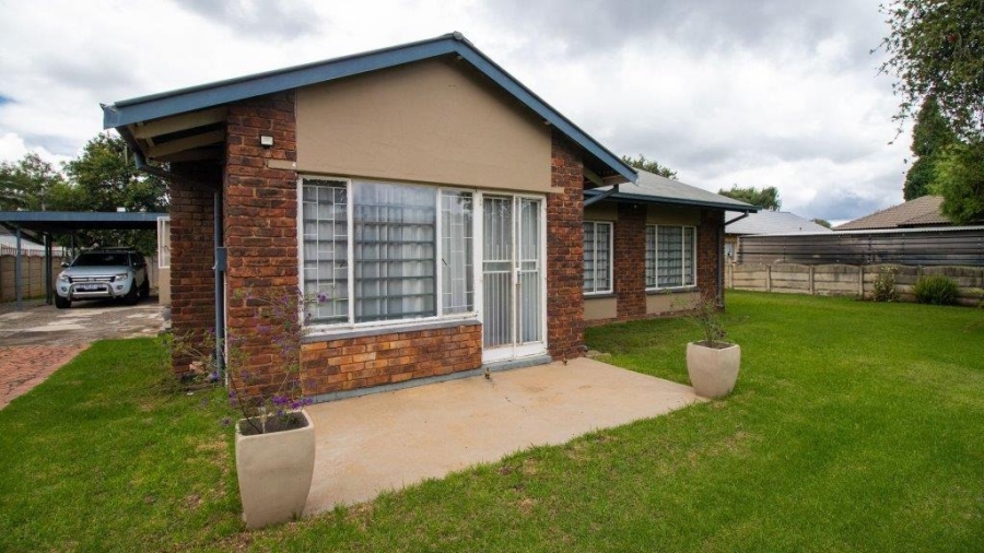 3 Bedroom Property for Sale in Impala Park Gauteng