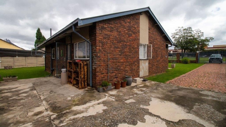 3 Bedroom Property for Sale in Impala Park Gauteng