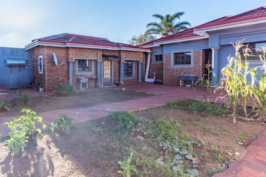 3 Bedroom Property for Sale in Roodepoort North Gauteng