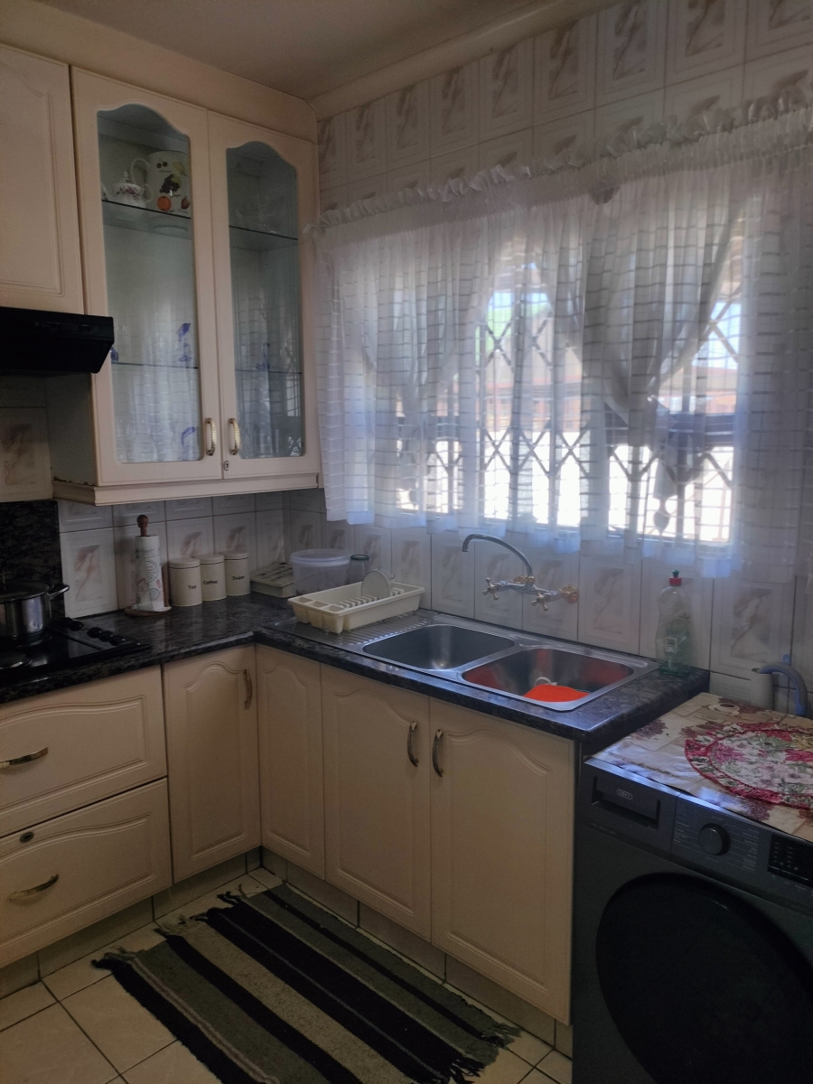 3 Bedroom Property for Sale in Witpoortjie Gauteng