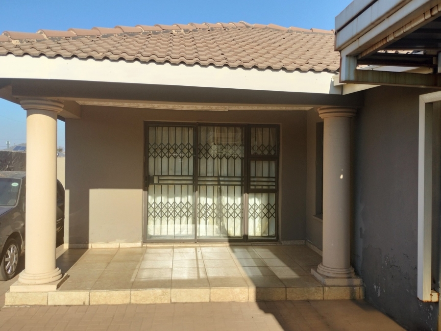 3 Bedroom Property for Sale in Kagiso Gauteng