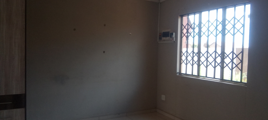 To Let 2 Bedroom Property for Rent in Protea Glen Gauteng