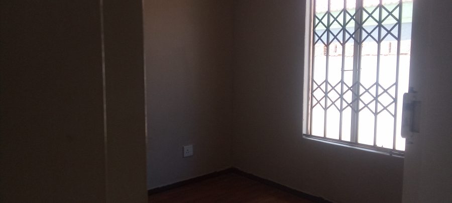 To Let 2 Bedroom Property for Rent in Protea Glen Gauteng