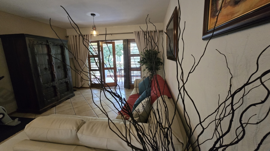 2 Bedroom Property for Sale in Sunninghill Gauteng