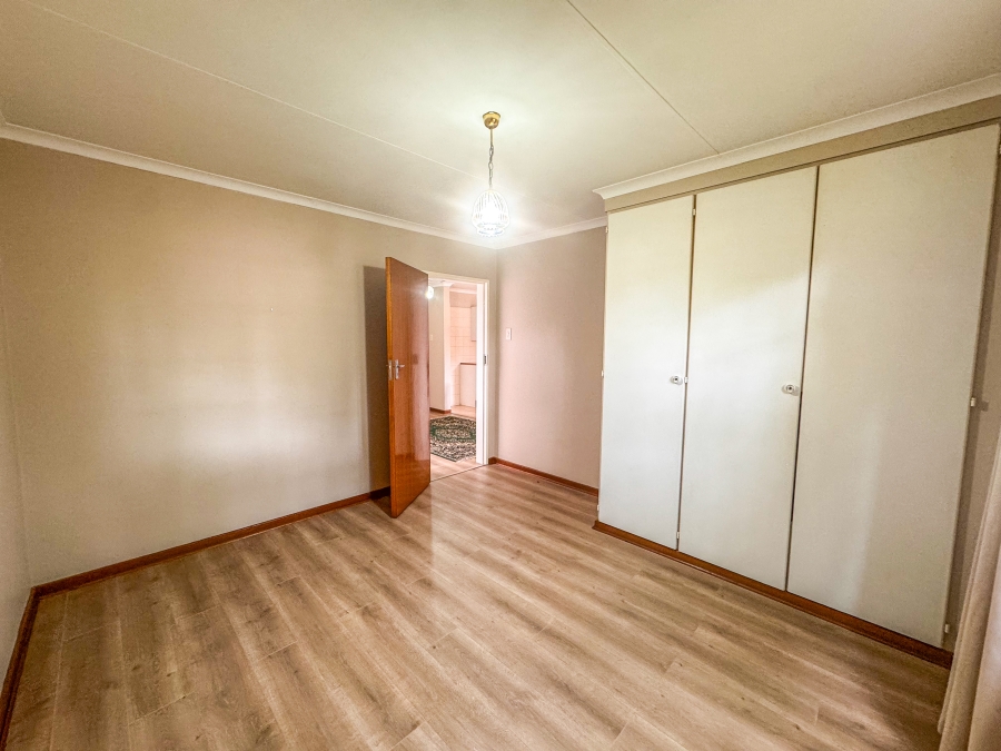 To Let 2 Bedroom Property for Rent in Brummeria Gauteng