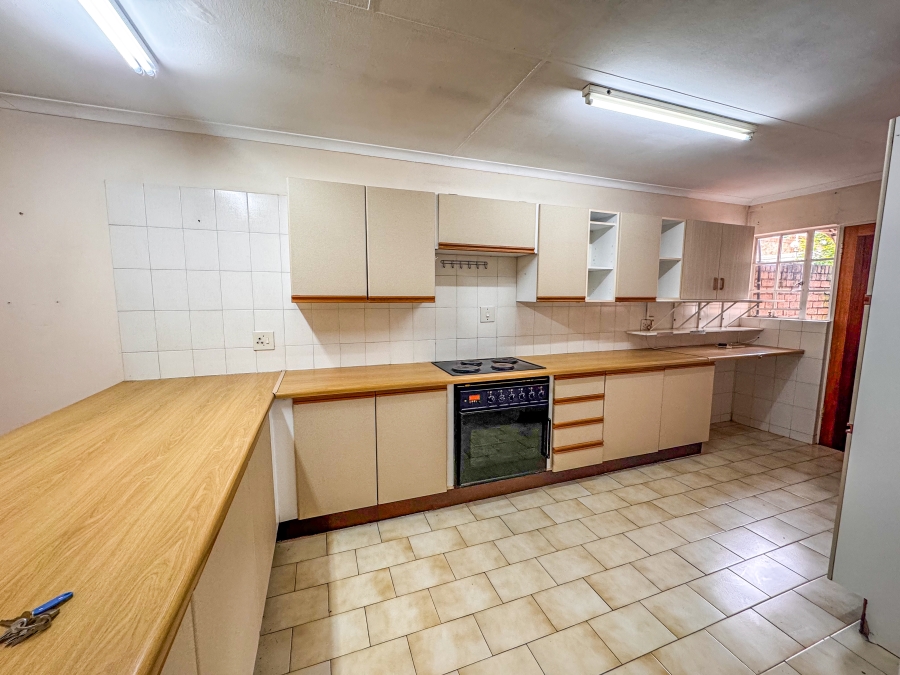 To Let 3 Bedroom Property for Rent in Brummeria Gauteng