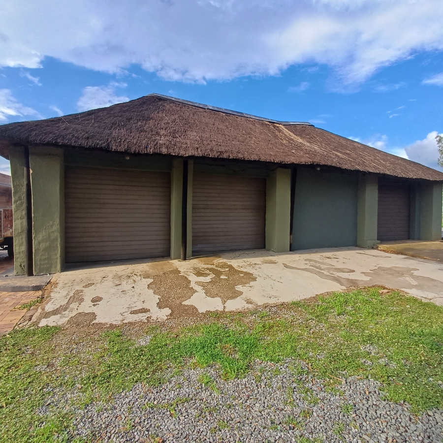 3 Bedroom Property for Sale in Walker Fruit Farms Gauteng
