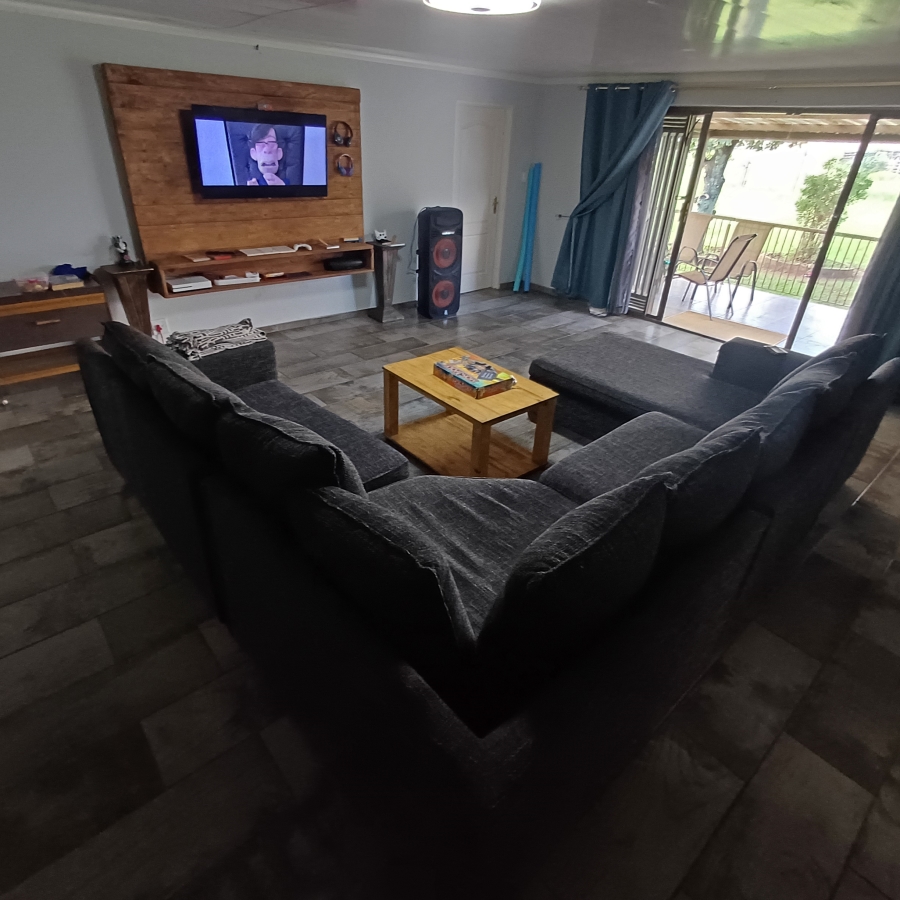 3 Bedroom Property for Sale in Walker Fruit Farms Gauteng