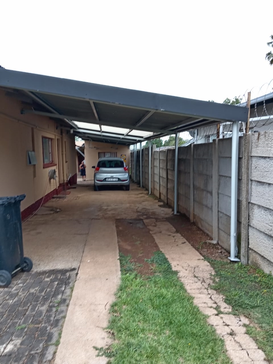 To Let 3 Bedroom Property for Rent in Elsburg Gauteng