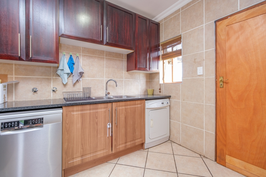 3 Bedroom Property for Sale in Eldo Lakes Estate Gauteng