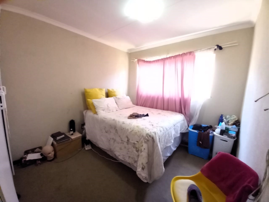 2 Bedroom Property for Sale in Birchleigh Gauteng