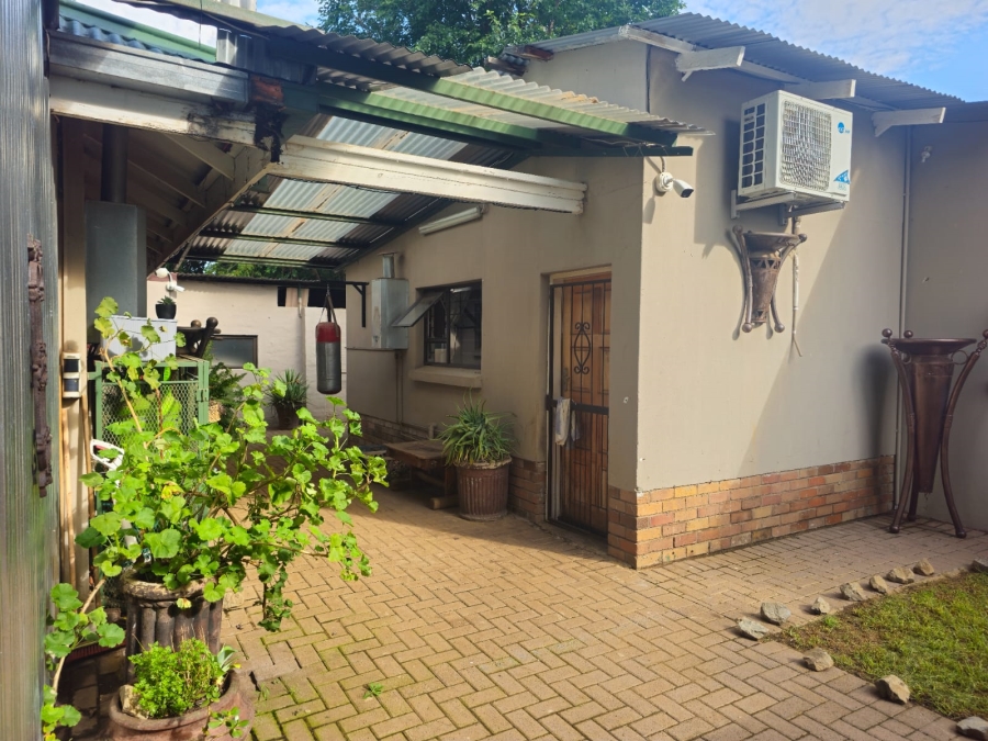 Commercial Property for Sale in Three Rivers Gauteng