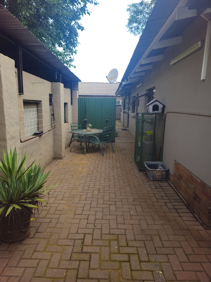 Commercial Property for Sale in Three Rivers Gauteng