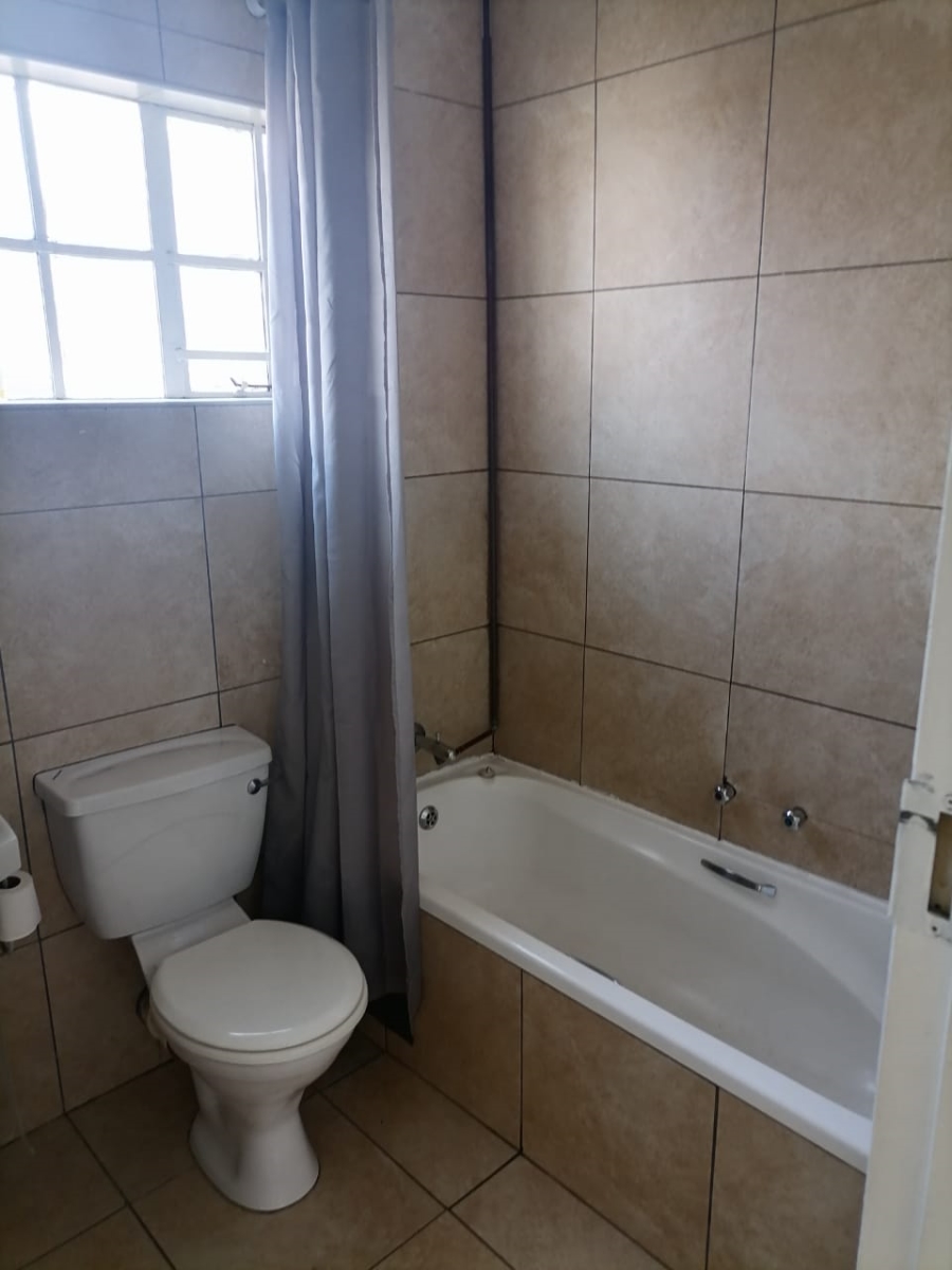 3 Bedroom Property for Sale in Beyers Park Gauteng