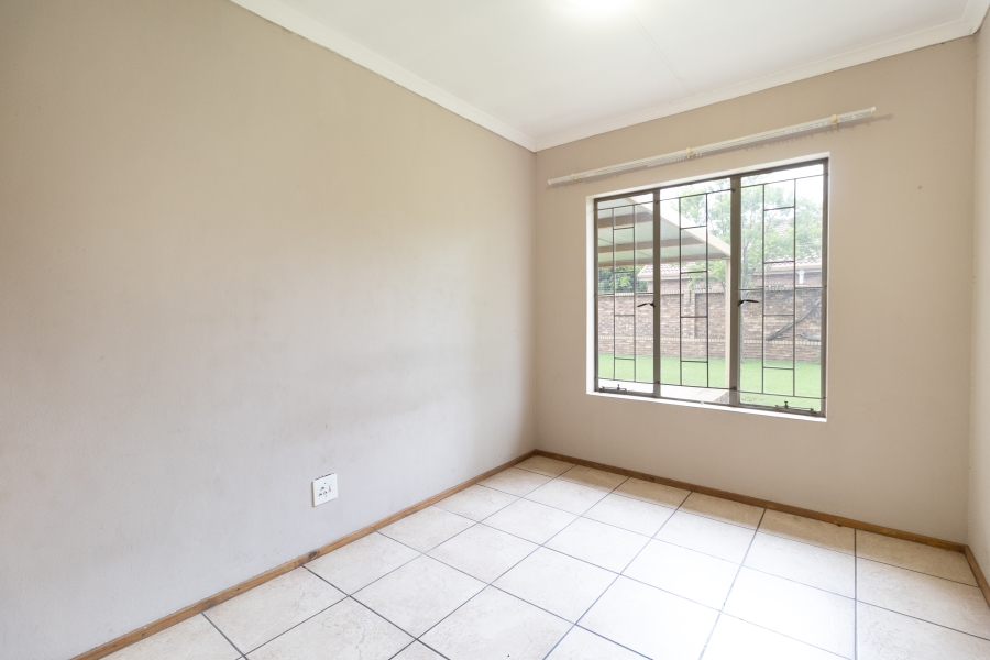 To Let 3 Bedroom Property for Rent in Rietvalleirand Gauteng