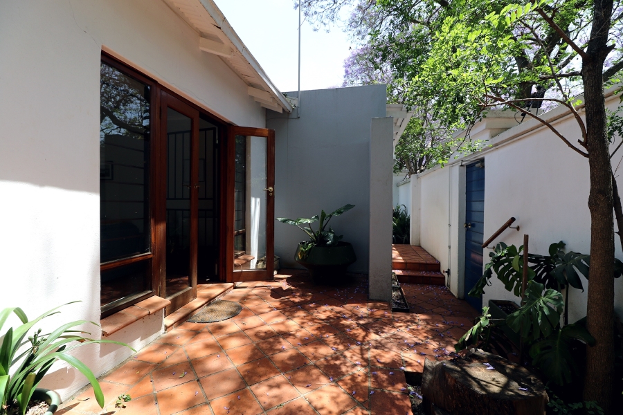 To Let 1 Bedroom Property for Rent in Parkview Gauteng